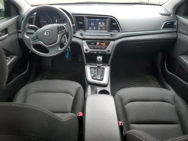 KMHD84LF6HU089395 2017 HYUNDAI ELANTRA - Image 8