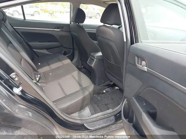 KMHD84LF6HU093835 2017 HYUNDAI ELANTRA - Image 8