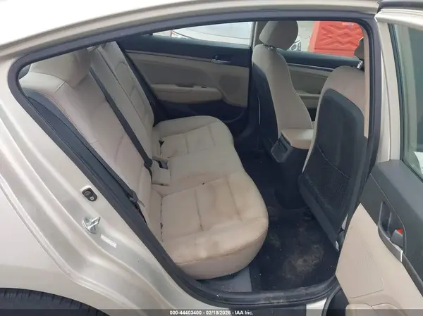 KMHD84LF6HU105773 2017 HYUNDAI ELANTRA - Image 8
