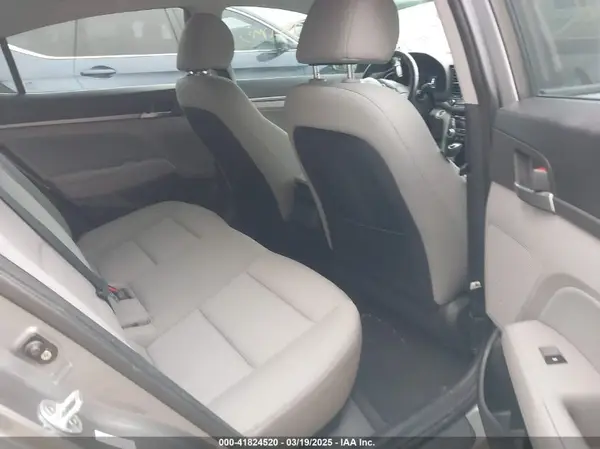 KMHD84LF6HU151667 2017 HYUNDAI ELANTRA - Image 8
