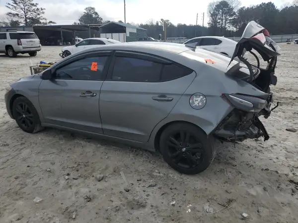 KMHD84LF6HU152799 2017 HYUNDAI ELANTRA - Image 2