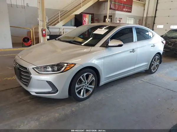 KMHD84LF6HU153547 2017 HYUNDAI ELANTRA - Image 2