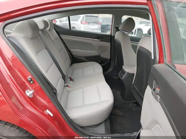 KMHD84LF6HU162412 2017 HYUNDAI ELANTRA - Image 8