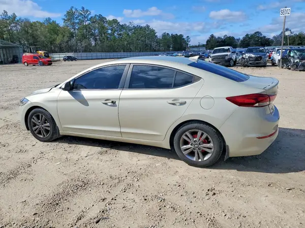 KMHD84LF6HU171272 2017 HYUNDAI ELANTRA - Image 2