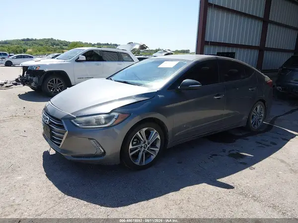KMHD84LF6HU174544 2017 HYUNDAI ELANTRA - Image 2