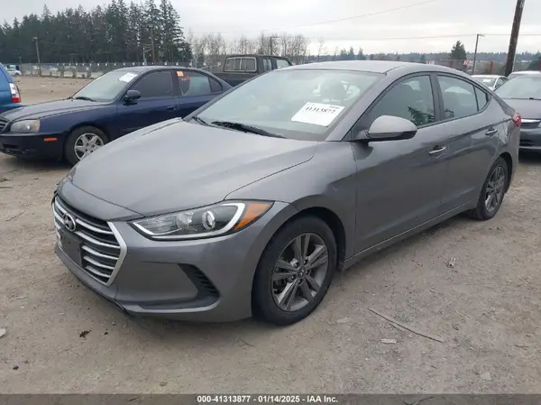 KMHD84LF6HU179680 2017 HYUNDAI ELANTRA - Image 2