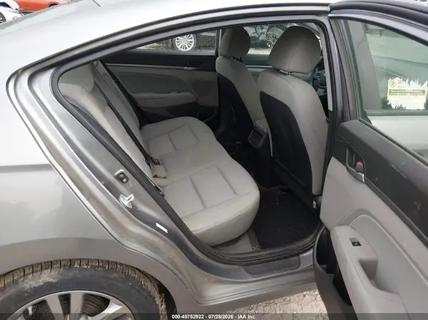 KMHD84LF6HU193028 2017 HYUNDAI ELANTRA - Image 8