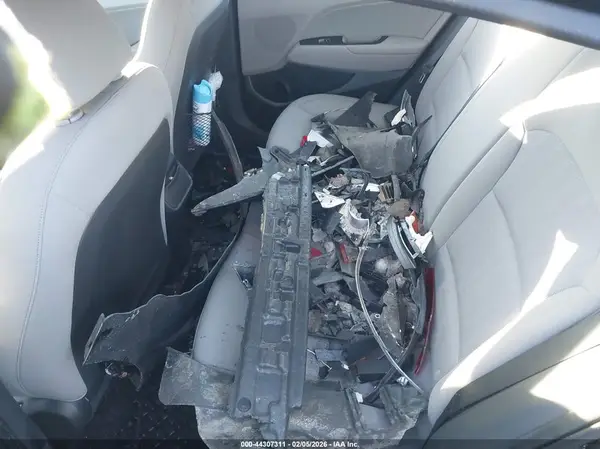 KMHD84LF6HU201452 2017 HYUNDAI ELANTRA - Image 8