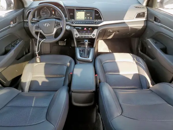 KMHD84LF6HU211141 2017 HYUNDAI ELANTRA - Image 8