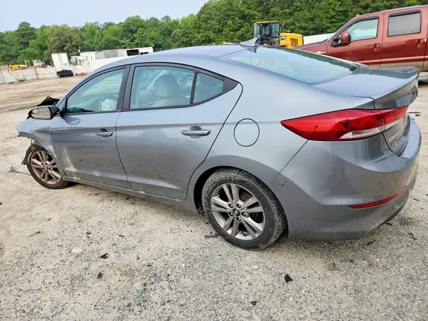 KMHD84LF6HU222608 2017 HYUNDAI ELANTRA - Image 2