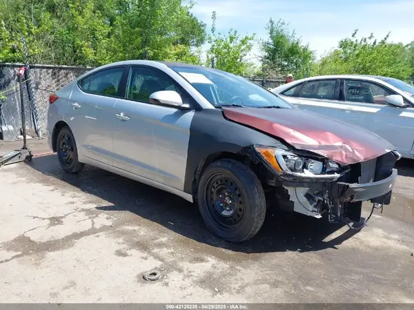 KMHD84LF6HU227906 2017 HYUNDAI ELANTRA - Image 1