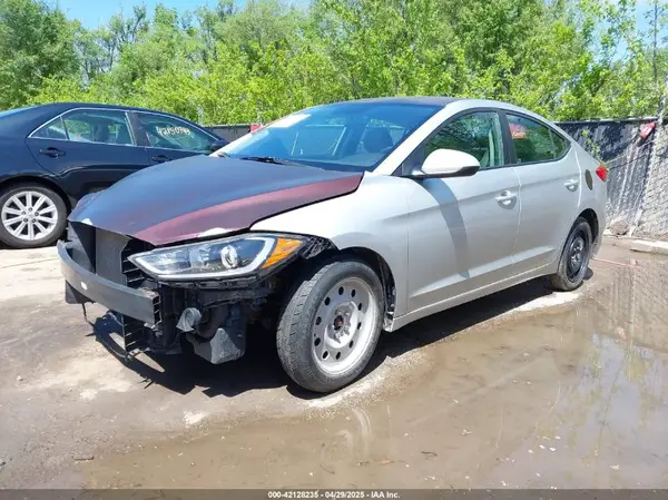 KMHD84LF6HU227906 2017 HYUNDAI ELANTRA - Image 2