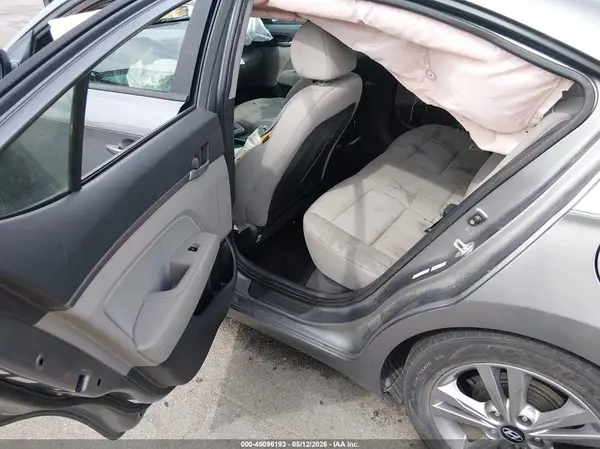 KMHD84LF6HU229848 2017 HYUNDAI ELANTRA - Image 8
