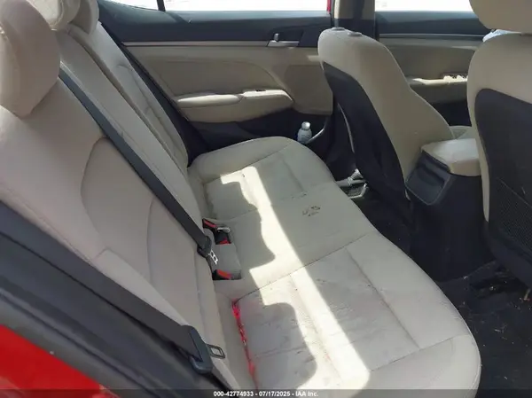 KMHD84LF6HU237514 2017 HYUNDAI ELANTRA - Image 8