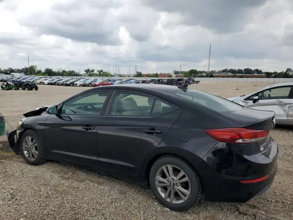 KMHD84LF6HU238789 2017 HYUNDAI ELANTRA - Image 2