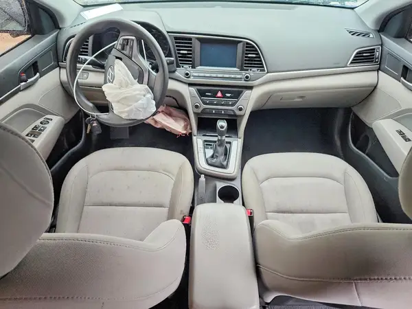 KMHD84LF6HU243264 2017 HYUNDAI ELANTRA - Image 8