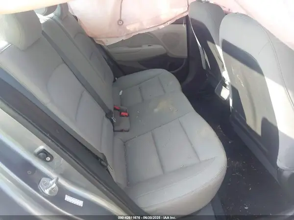 KMHD84LF6HU243278 2017 HYUNDAI ELANTRA - Image 8