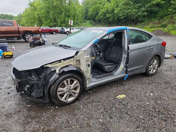 KMHD84LF6HU245239 2017 HYUNDAI ELANTRA - Image 1