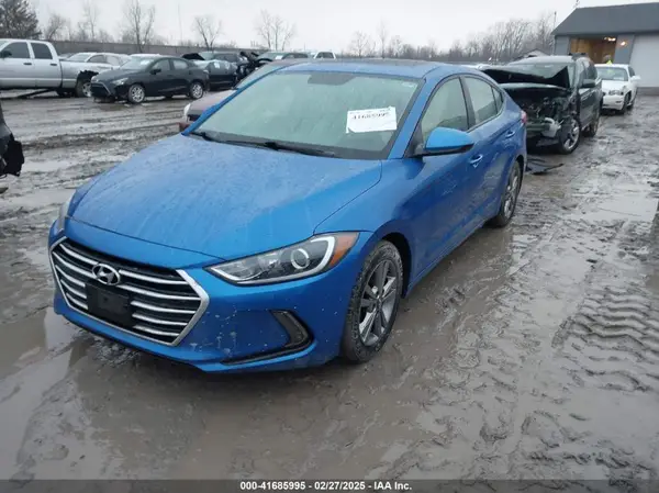 KMHD84LF6HU247976 2017 HYUNDAI ELANTRA - Image 2