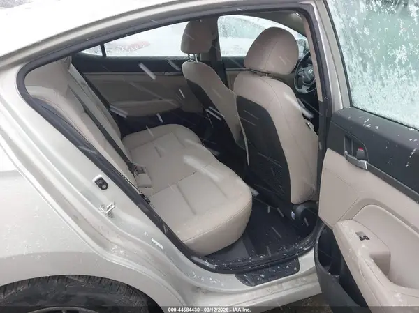 KMHD84LF6HU249159 2017 HYUNDAI ELANTRA - Image 8