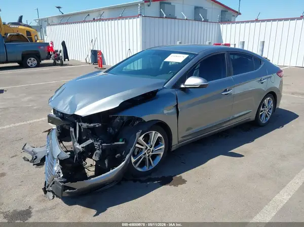 KMHD84LF6HU263420 2017 HYUNDAI ELANTRA - Image 2