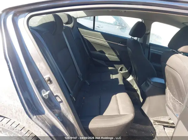 KMHD84LF6HU267449 2017 HYUNDAI ELANTRA - Image 8