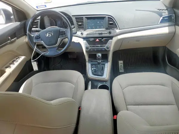 KMHD84LF6HU271355 2017 HYUNDAI ELANTRA - Image 8