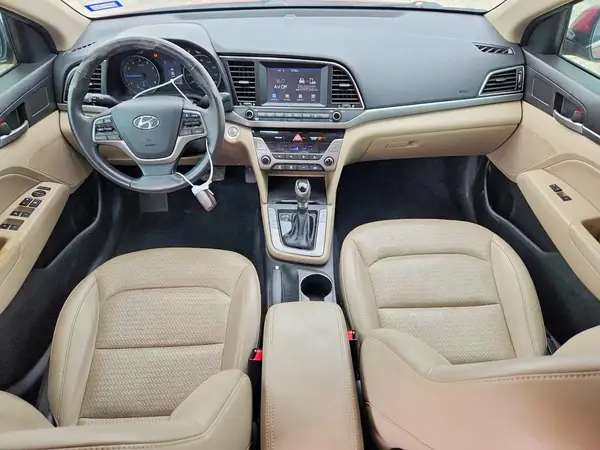 KMHD84LF6HU333143 2017 HYUNDAI ELANTRA - Image 8