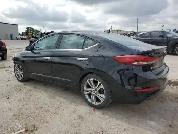 KMHD84LF6HU335975 2017 HYUNDAI ELANTRA - Image 2