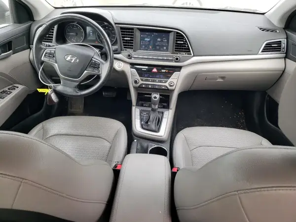 KMHD84LF6HU335975 2017 HYUNDAI ELANTRA - Image 8