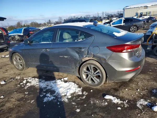 KMHD84LF6HU338505 2017 HYUNDAI ELANTRA - Image 2