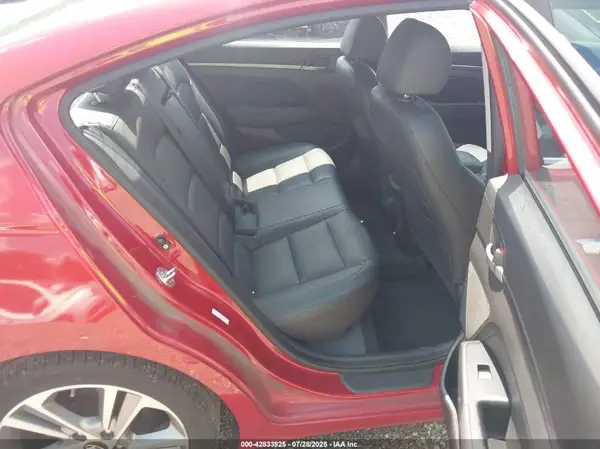 KMHD84LF6HU339606 2017 HYUNDAI ELANTRA - Image 8