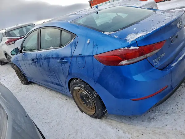 KMHD84LF6HU339685 2017 HYUNDAI ELANTRA - Image 2