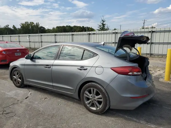 KMHD84LF6HU369849 2017 HYUNDAI ELANTRA - Image 2