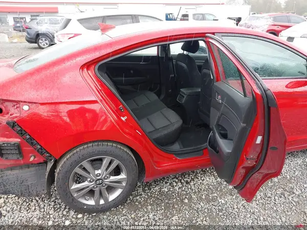 KMHD84LF6HU371682 2017 HYUNDAI ELANTRA - Image 8