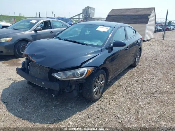 KMHD84LF6HU388840 2017 HYUNDAI ELANTRA - Image 2