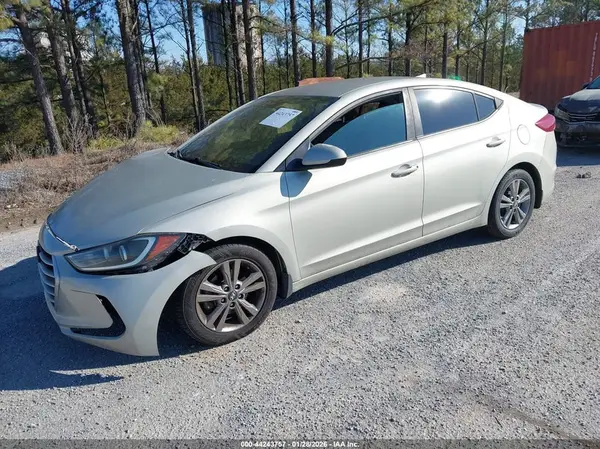 KMHD84LF6HU398039 2017 HYUNDAI ELANTRA - Image 2