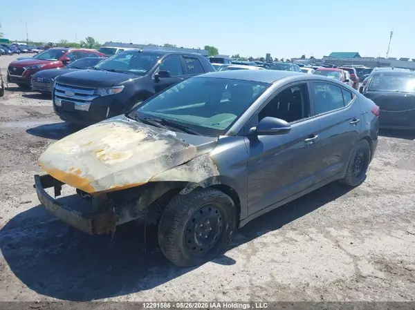 KMHD84LF6HU401411 2017 HYUNDAI ELANTRA - Image 2