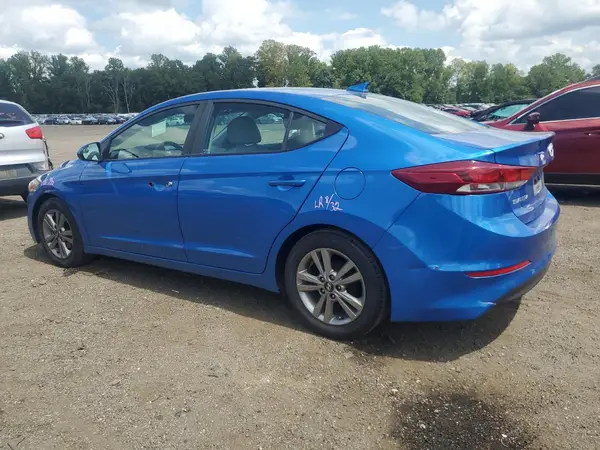 KMHD84LF6HU417625 2017 HYUNDAI ELANTRA - Image 2