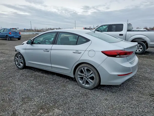 KMHD84LF6HU426180 2017 HYUNDAI ELANTRA - Image 2