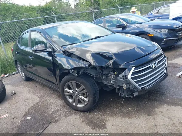KMHD84LF6HU433095 2017 HYUNDAI ELANTRA - Image 1