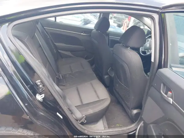 KMHD84LF6HU433095 2017 HYUNDAI ELANTRA - Image 8