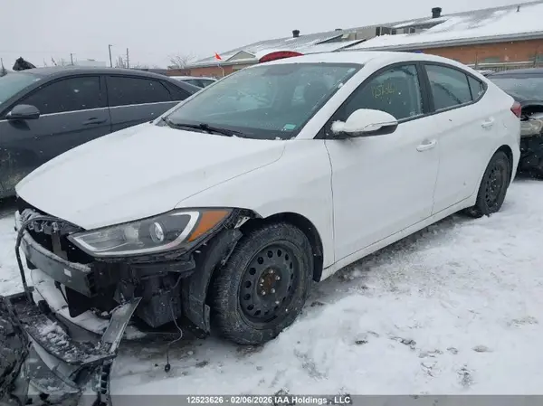 KMHD84LF6JU444569 2018 HYUNDAI ELANTRA - Image 2