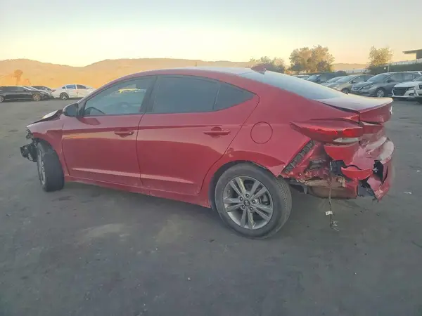 KMHD84LF6JU450890 2018 HYUNDAI ELANTRA - Image 2