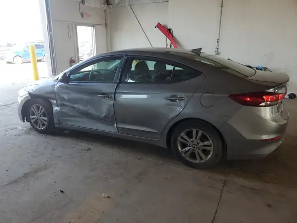 KMHD84LF6JU451652 2018 HYUNDAI ELANTRA - Image 2