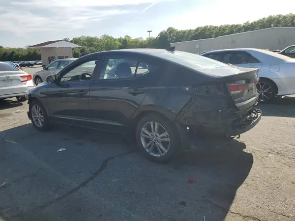 KMHD84LF6JU465969 2018 HYUNDAI ELANTRA - Image 2