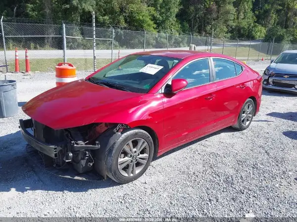 KMHD84LF6JU471996 2018 HYUNDAI ELANTRA - Image 2