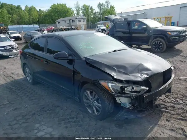 KMHD84LF6JU475448 2018 HYUNDAI ELANTRA - Image 1