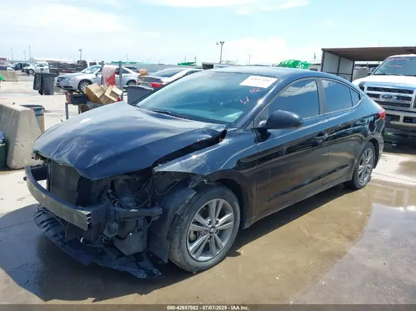 KMHD84LF6JU492007 2018 HYUNDAI ELANTRA - Image 2