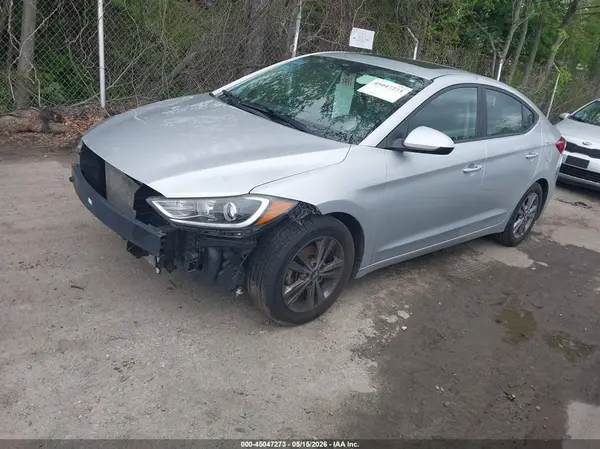 KMHD84LF6JU492038 2018 HYUNDAI ELANTRA - Image 2